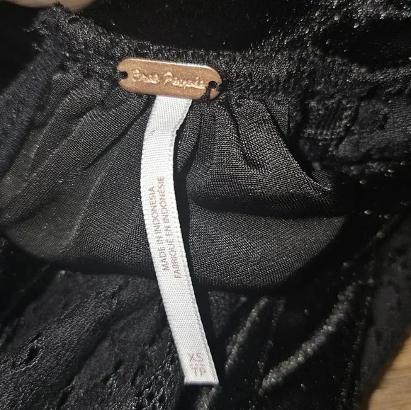 Free People Dream Team Velvet l/ Lace Whimsigoth Black XS Blouse - Picture 12 of 14